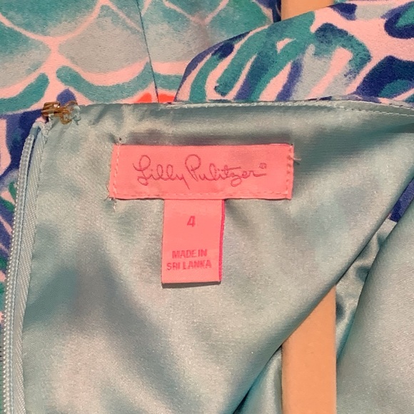 Lilly Pulitzer Romper with built in shorts. Size 4 - Picture 4 of 6